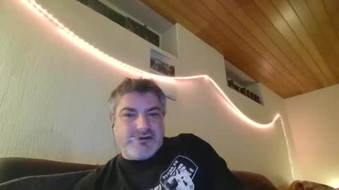 Snapshot of teeforyou chatting on January 29, 12:54 am Peter online show from January 29, 12:54 am