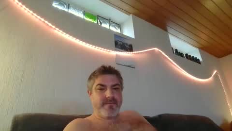 Snapshot of teeforyou chatting on January 31, 8:22 am Peter online show from January 31, 8:22 am