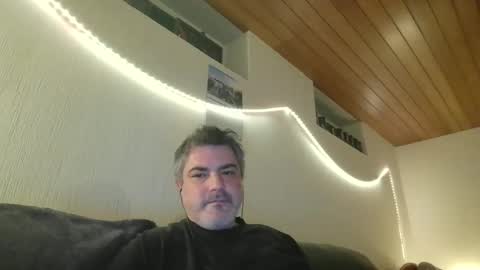 Snapshot of teeforyou chatting on February 15, 3:09 am Peter online show from February 15, 3:09 am