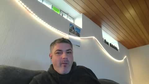 Snapshot of teeforyou chatting on March 12, 7:24 am Peter online show from March 12, 7:24 am