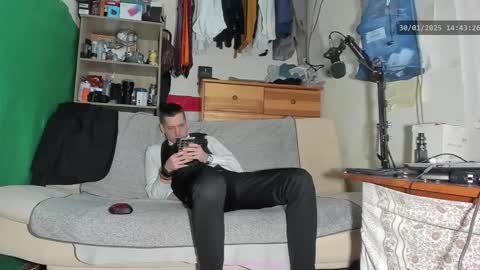 Virg Lszl online show from January 30, 1:42 pm