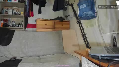 Virg Lszl online show from February 14, 1:23 am