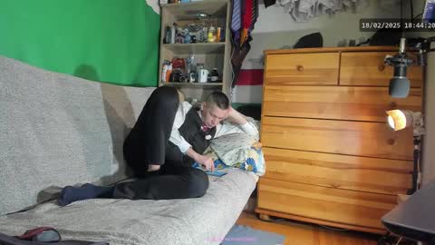 Virg Lszl online show from February 18, 5:42 pm