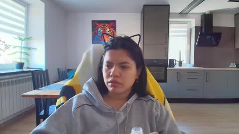 Snapshot of tell_me_goddess chatting on November 19, 8:58 am Amazing SALOME online show from November 19, 8:58 am