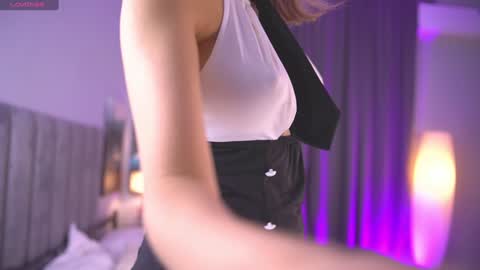 Tella online show from September 29, 9:14 am