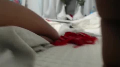 Snapshot of tellmewhat2do4y chatting on December 13, 7:15 am Dkcoupleee online show from December 13, 7:15 am