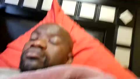 tembaletunyatela online show from October 26, 1:39 pm