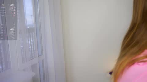 Snapshot of tempiebonsell chatting on November 17, 7:14 am Steeeveee online show from November 17, 7:14 am