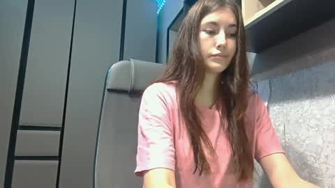 Snapshot of tempiebunting chatting on October 9, 5:27 am Alice online show from October 9, 5:27 am