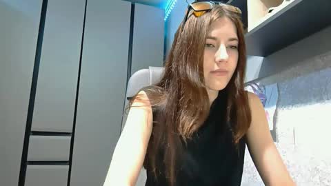 Snapshot of tempiebunting chatting on October 12, 5:06 am Alice online show from October 12, 5:06 am