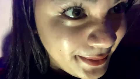 Snapshot of temptation_happiness chatting on January 23, 9:39 am Just call me Tiara online show from January 23, 9:39 am