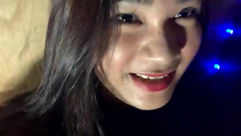 Snapshot of temptation_happiness chatting on February 7, 1:32 pm Just call me Tiara online show from February 7, 1:32 pm