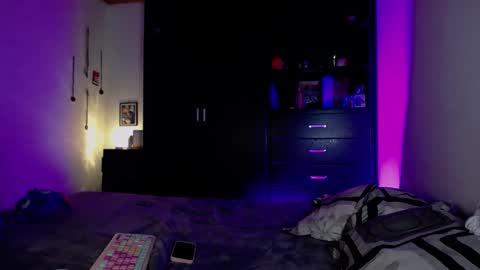 Snapshot of temptationsweet__ chatting on March 16, 5:44 am Sara online show from March 16, 5:44 am