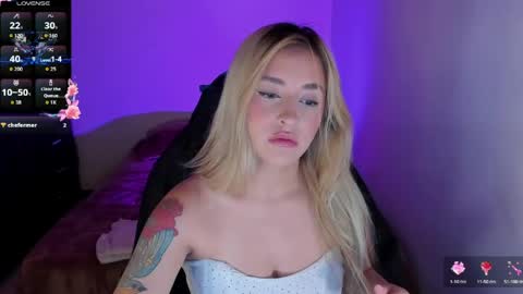 Sara online show from May 12, 4:37 pm