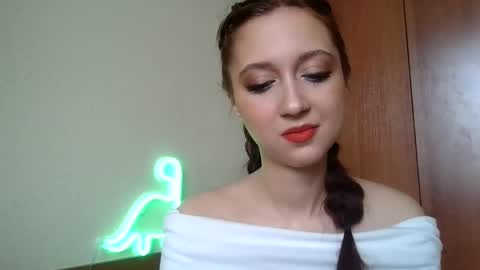 temptingvision online show from March 5, 8:10 am