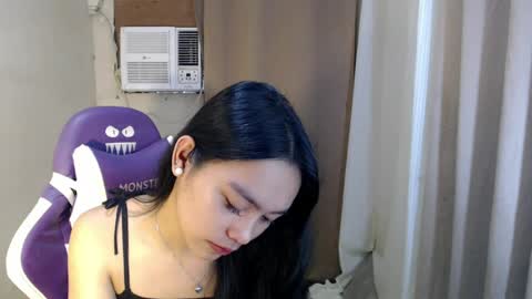 YOGIRL MAXINE online show from July 29, 4:54 am