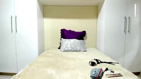 temptressqeen online show from March 11, 3:12 pm