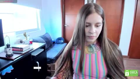 Snapshot of temptressweet chatting on October 15, 9:26 pm Scar online show from October 15, 9:26 pm