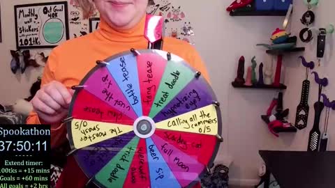 Pixie and Tentacle Overlord online show from October 20, 10:10 pm