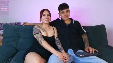 Snapshot of tender_dust chatting on October 9, 4:21 am tender_dust online show from October 9, 4:21 am