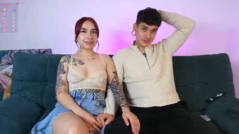 Snapshot of tender_dust chatting on October 11, 2:22 am tender_dust online show from October 11, 2:22 am