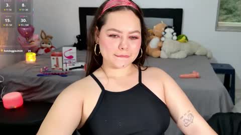 tenderfeet online show from March 11, 6:47 pm