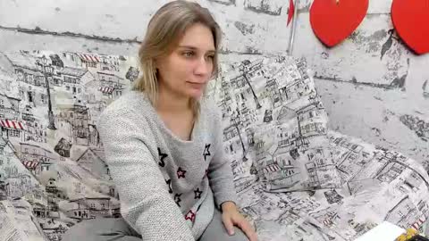 Snapshot of tenderly_sophie chatting on October 22, 6:13 am tenderly_sophie online show from October 22, 6:13 am