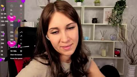 Snapshot of tendermist chatting on November 25, 7:03 pm Nelly online show from November 25, 7:03 pm