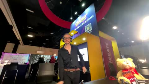 Snapshot of teninchty chatting on November 9, 7:01 pm Ty online show from November 9, 7:01 pm