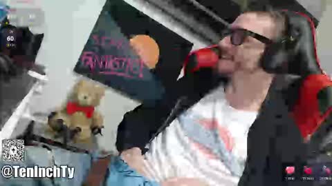 Snapshot of teninchty chatting on November 17, 4:24 pm Ty online show from November 17, 4:24 pm