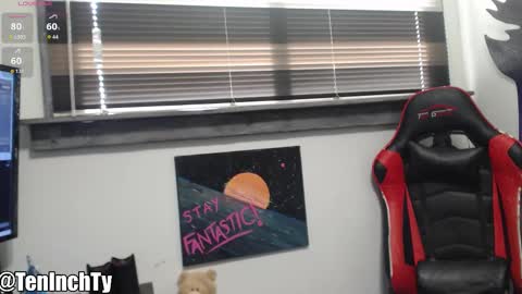 Snapshot of teninchty chatting on November 24, 6:29 pm Ty online show from November 24, 6:29 pm