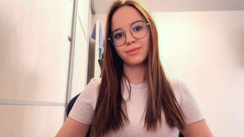 Aria online show from March 27, 10:15 am