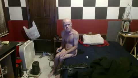 Snapshot of terdy2366 chatting on December 22, 7:33 am terdy2366 online show from December 22, 7:33 am