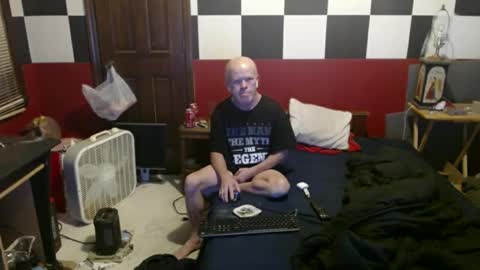 Snapshot of terdy2366 chatting on January 19, 5:26 am terdy2366 online show from January 19, 5:26 am