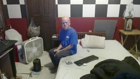 Snapshot of terdy2366 chatting on February 16, 3:47 am terdy2366 online show from February 16, 3:47 am