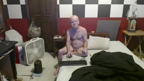 Snapshot of terdy2366 chatting on February 16, 7:15 am terdy2366 online show from February 16, 7:15 am