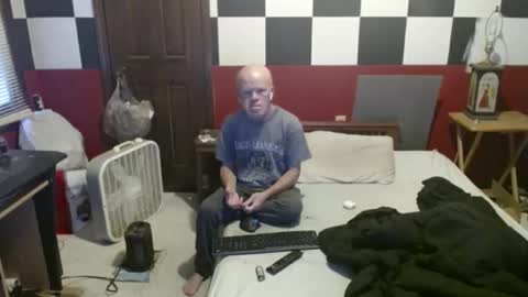 Snapshot of terdy2366 chatting on February 19, 11:14 pm terdy2366 online show from February 19, 11:14 pm