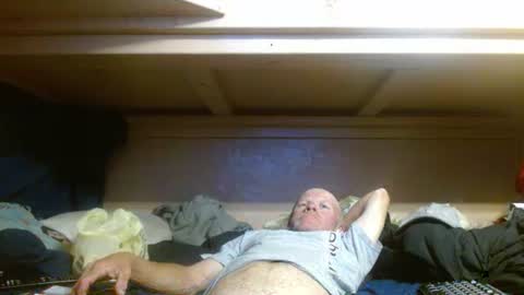 Snapshot of terdy2366 chatting on October 11, 4:01 am terdy2366 online show from October 11, 4:01 am