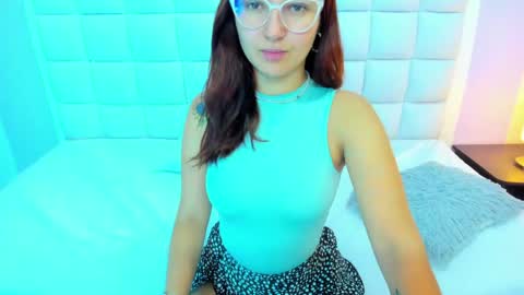 Teresa online show from May 12, 1:52 pm