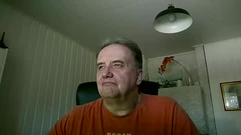 Snapshot of tero007 chatting on April 27, 3:10 pm tero007 online show from April 27, 3:10 pm