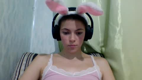 Anny Simpson online show from September 15, 5:35 pm