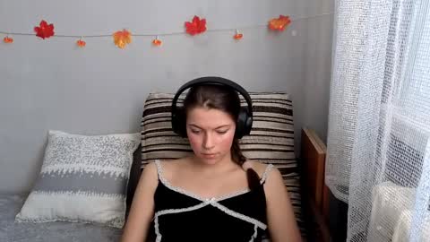 Anny Simpson online show from October 21, 4:35 am