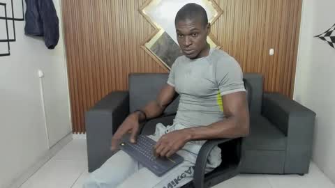 terranze_z online show from January 20, 7:46 pm