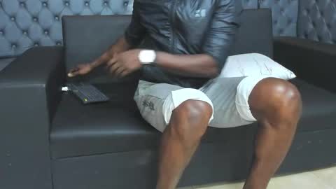 Snapshot of terranze_z chatting on September 25, 8:23 pm terranze_z online show from September 25, 8:23 pm