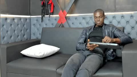 Snapshot of terranze_z chatting on October 1, 8:15 pm terranze_z online show from October 1, 8:15 pm