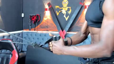 Snapshot of terranze_z chatting on October 30, 9:04 pm terranze_z online show from October 30, 9:04 pm