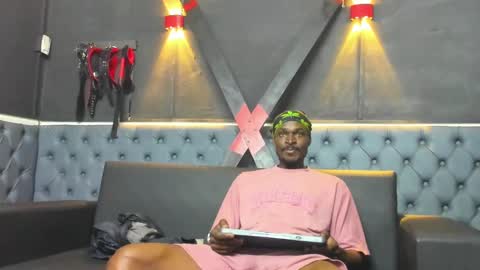 Snapshot of terranze_z chatting on November 10, 10:09 pm terranze_z online show from November 10, 10:09 pm