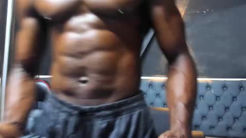 Snapshot of terranze_z chatting on December 13, 7:53 pm terranze_z online show from December 13, 7:53 pm