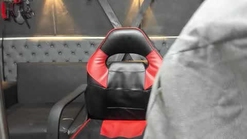 terranze_z online show from January 10, 7:04 pm