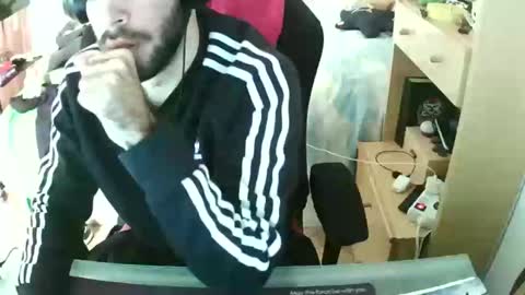 Snapshot of terwosdex chatting on January 10, 4:51 pm terwosdex online show from January 10, 4:51 pm